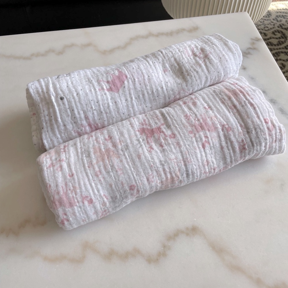 2/$15 🍒 Two Pink and Gray Baby Swaddle Blankets